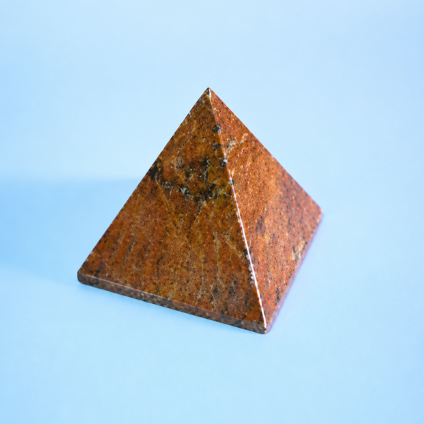 PIRAMIDE JASPE ROJO M